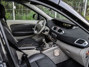 Renault Grand Scenic 2010 года, 339 237 км - вид 12