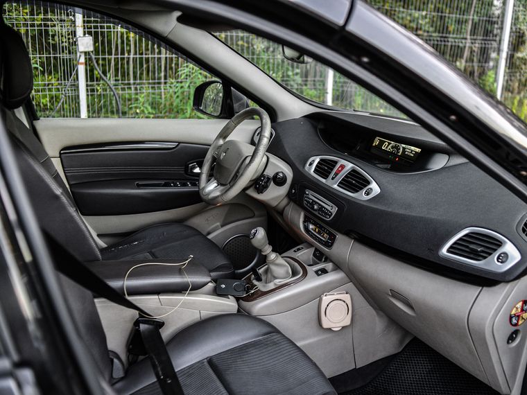 Renault Grand Scenic 2010 года, 339 237 км - вид 12