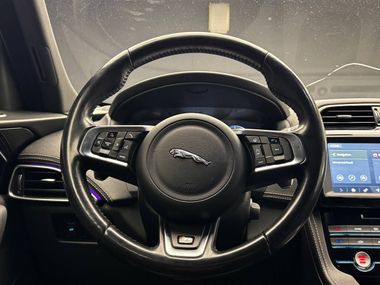 Jaguar F-Pace 2017 года, 167 839 км - вид 7