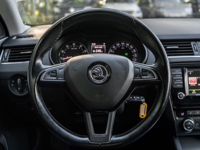 Skoda Octavia 2016 года, 350 000 км - вид 7