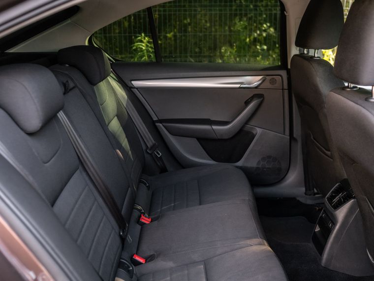 Skoda Octavia 2016 года, 350 000 км - вид 14
