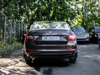 Skoda Octavia 2016 года, 350 000 км - вид 4