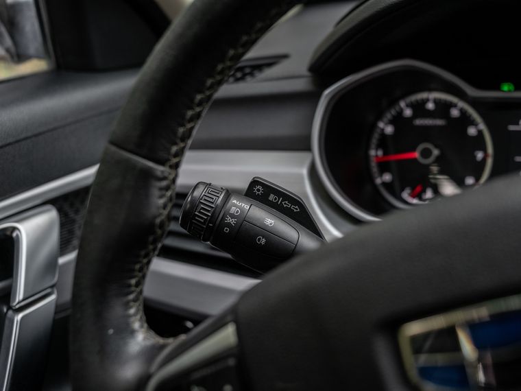 Geely Atlas 2018 года, 309 011 км - вид 6