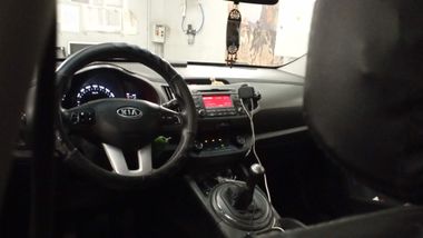 KIA Sportage 2011 года, 205 456 км - вид 5