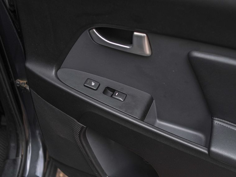 KIA Sportage 2011 года, 205 456 км - вид 12