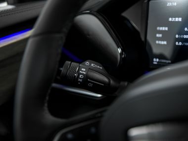 Geely Monjaro 2025 года, 18 км - вид 8