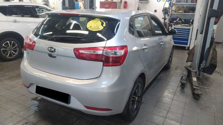 Kia Rio 2014 года, 88 392 км - вид 3