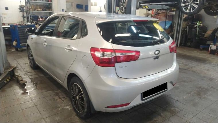 Kia Rio 2014 года, 88 392 км - вид 4