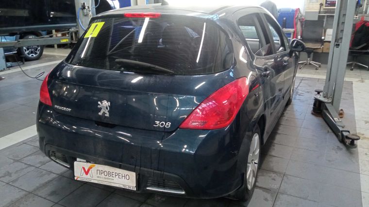 Peugeot 308 2009 года, 131 887 км - вид 3