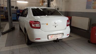 Renault Logan 2015 года, 68 000 км - вид 4