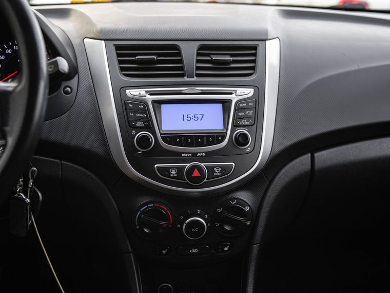 Hyundai Solaris 2011 года, 242 529 км - вид 7