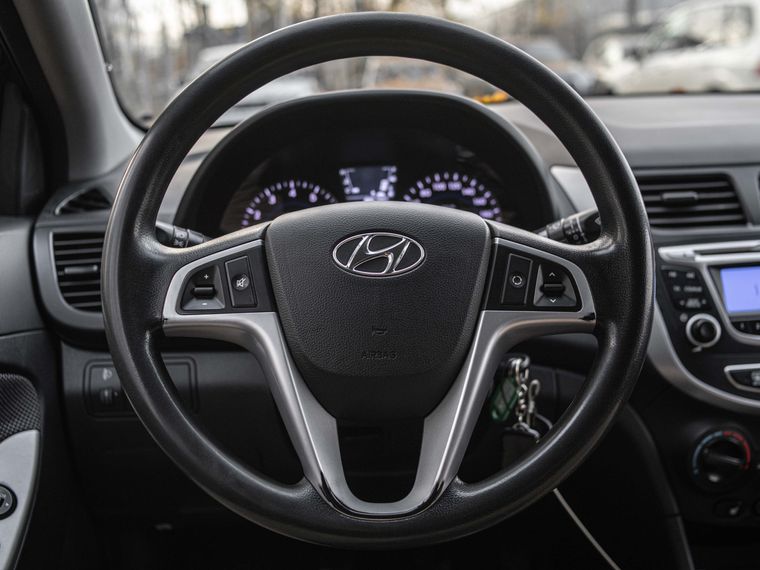 Hyundai Solaris 2011 года, 242 529 км - вид 6