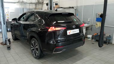 Lexus NX 2018 года, 60 990 км - вид 4