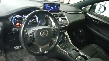 Lexus NX 2018 года, 60 990 км - вид 5