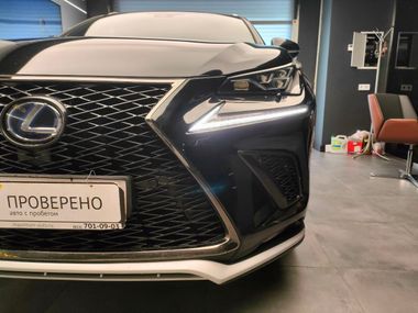 Lexus NX 2018 года, 60 990 км - вид 4