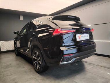 Lexus NX 2018 года, 60 990 км - вид 8