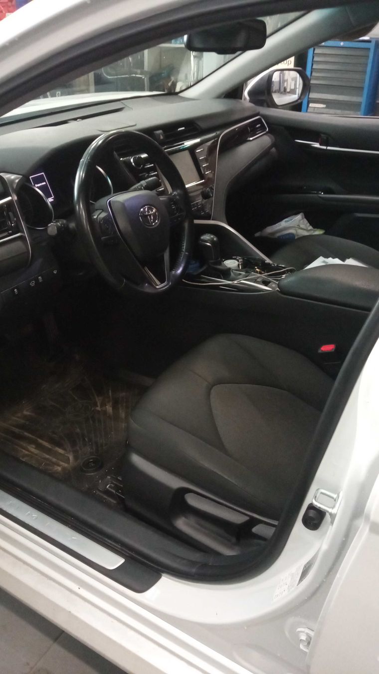 Toyota Camry 2019 года, 143 000 км - вид 5