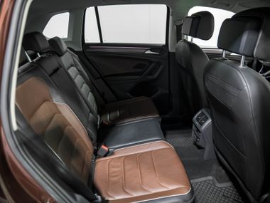 Volkswagen Tiguan 2021 года, 35 136 км - вид 17