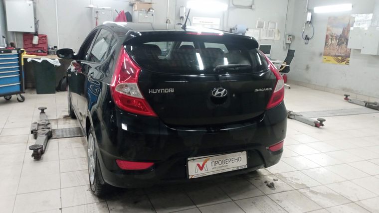 Hyundai Solaris 2011 года, 157 500 км - вид 4