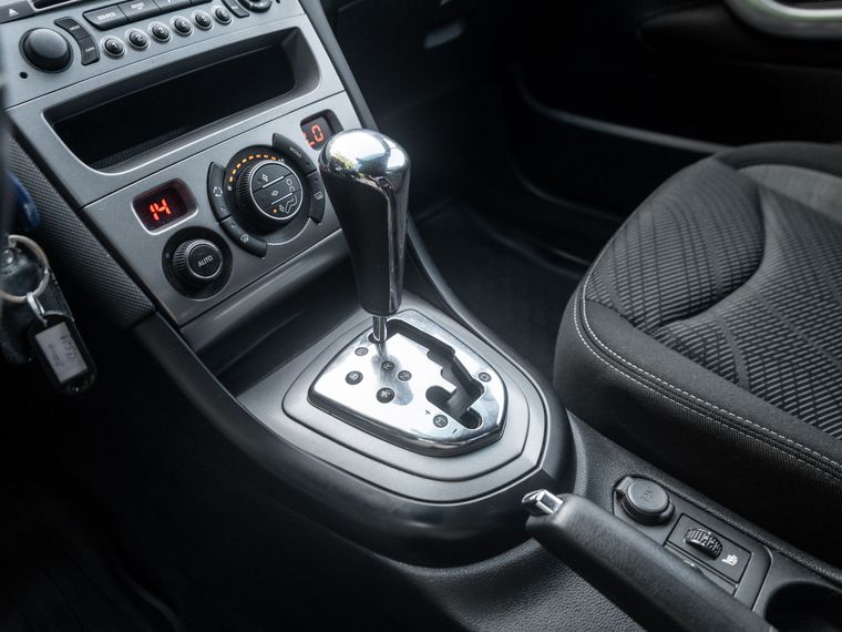 Peugeot 408 2014 года, 219 000 км - вид 8