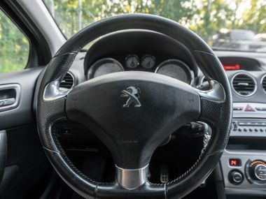 Peugeot 408 2014 года, 219 000 км - вид 6
