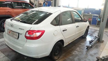 ВАЗ (LADA) Granta 2018 года, 113 229 км - вид 3
