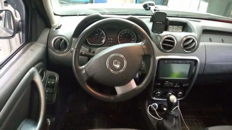 Renault Duster 2013 года, 96 848 км - вид 5