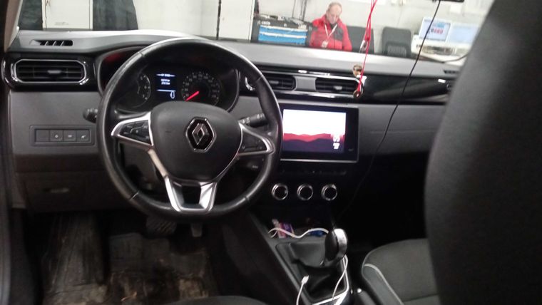 Renault Arkana 2019 года, 102 741 км - вид 5