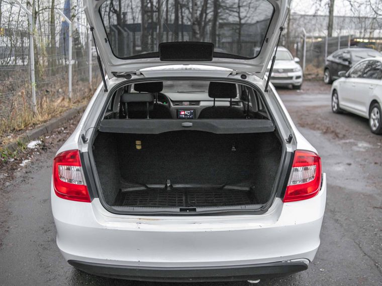 Skoda Rapid 2016 года, 225 000 км - вид 13