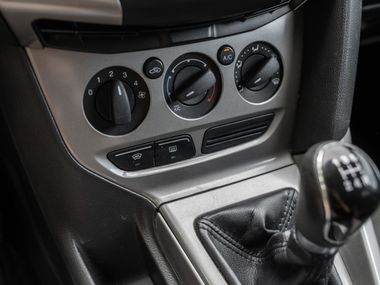 Ford Focus 2011 года, 205 500 км - вид 8