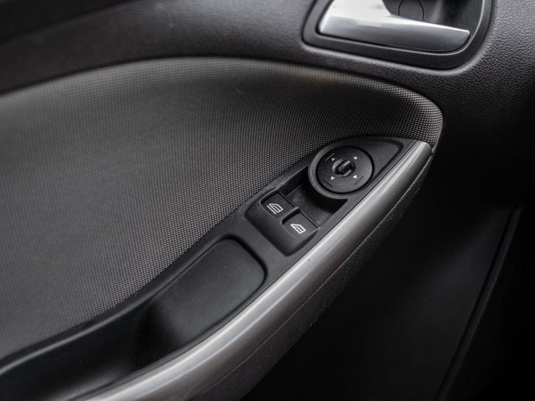 Ford Focus 2011 года, 205 500 км - вид 10