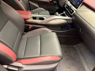Белый Geely Coolray 2023 года | VIN 439220