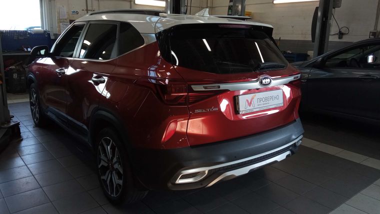 Kia Seltos 2020 года, 94 171 км - вид 4