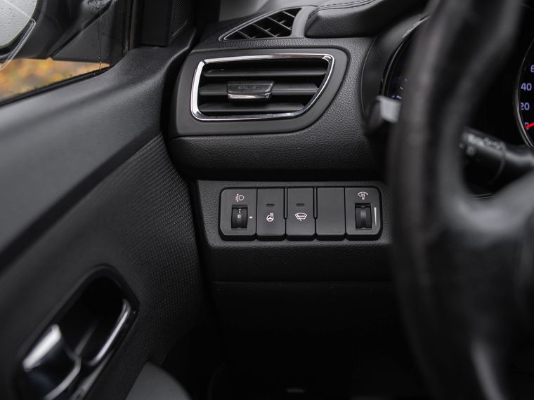 Kia Rio 2012 года, 234 980 км - вид 8