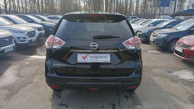 Nissan X-Trail 2015 года, 178 470 км - вид 5