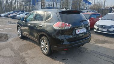 Nissan X-Trail 2015 года, 178 470 км - вид 6