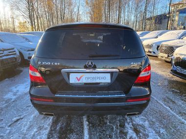 Mercedes-Benz R-класс 2011 года, 168 206 км - вид 5