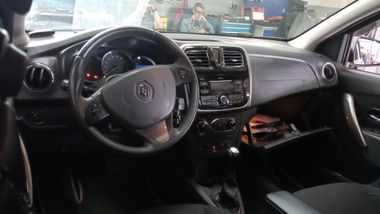 Renault Sandero Stepway 2017 года, 131 062 км - вид 5