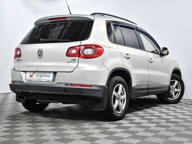 Volkswagen Tiguan 2010 года, 228 011 км - вид 4