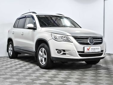 Volkswagen Tiguan 2010 года, 228 011 км - вид 4