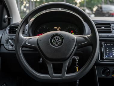 Volkswagen Polo 2018 года, 51 763 км - вид 6