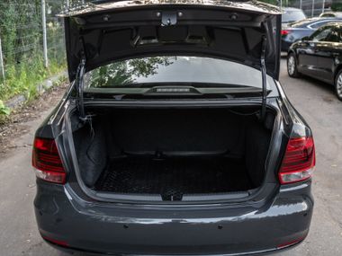 Volkswagen Polo 2018 года, 51 763 км - вид 12