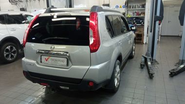 Nissan X-Trail 2012 года, 278 130 км - вид 5