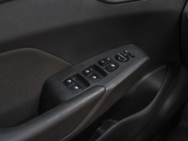 Hyundai Solaris 2021 года, 41 000 км - вид 10