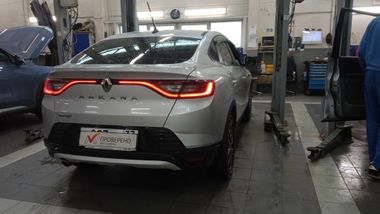 Renault Arkana 2019 года, 71 125 км - вид 3