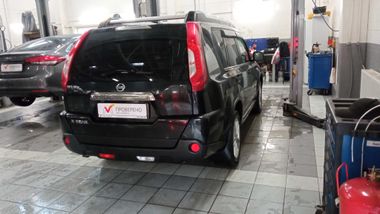 Nissan X-Trail 2012 года, 170 984 км - вид 3