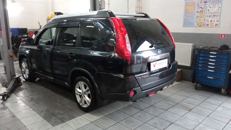 Nissan X-Trail 2012 года, 170 984 км - вид 4