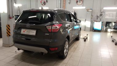 Ford Kuga 2018 года, 51 578 км - вид 4