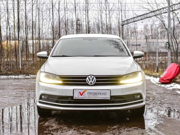 Volkswagen Jetta 2017 года, 139 000 км - вид 3