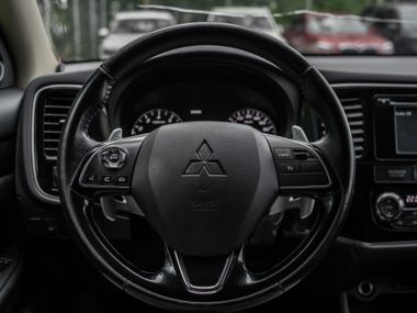 Mitsubishi Outlander 2015 года, 180 965 км - вид 7